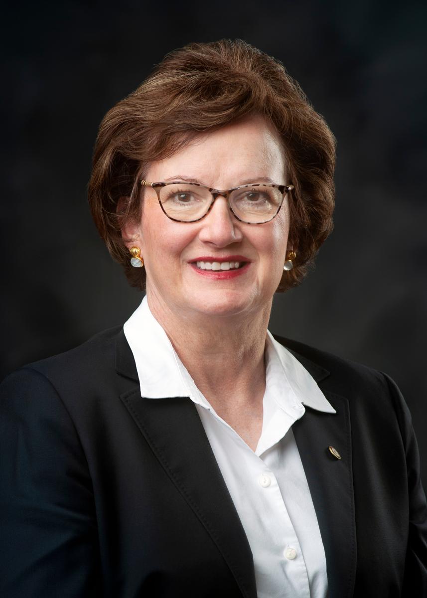 Leslie Corey